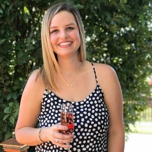 Meet your Posher, Claire